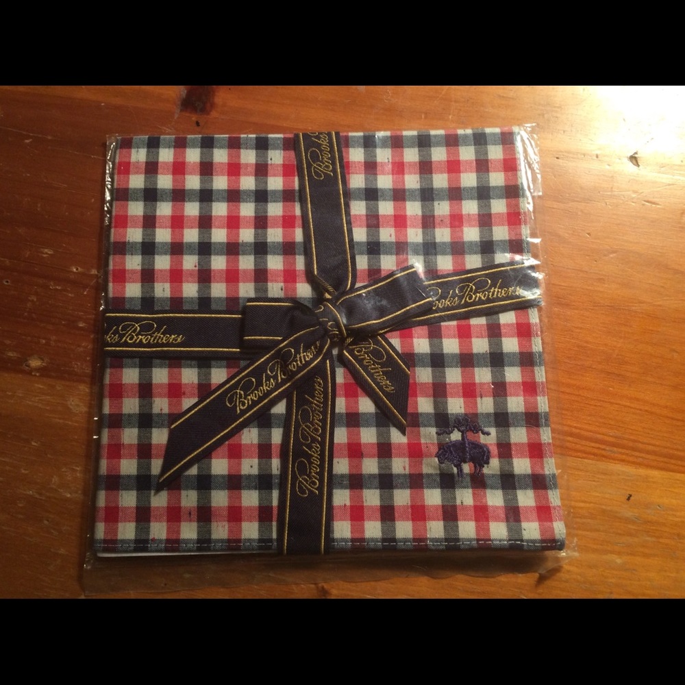 NIB Brooks Brothers Pocket Square